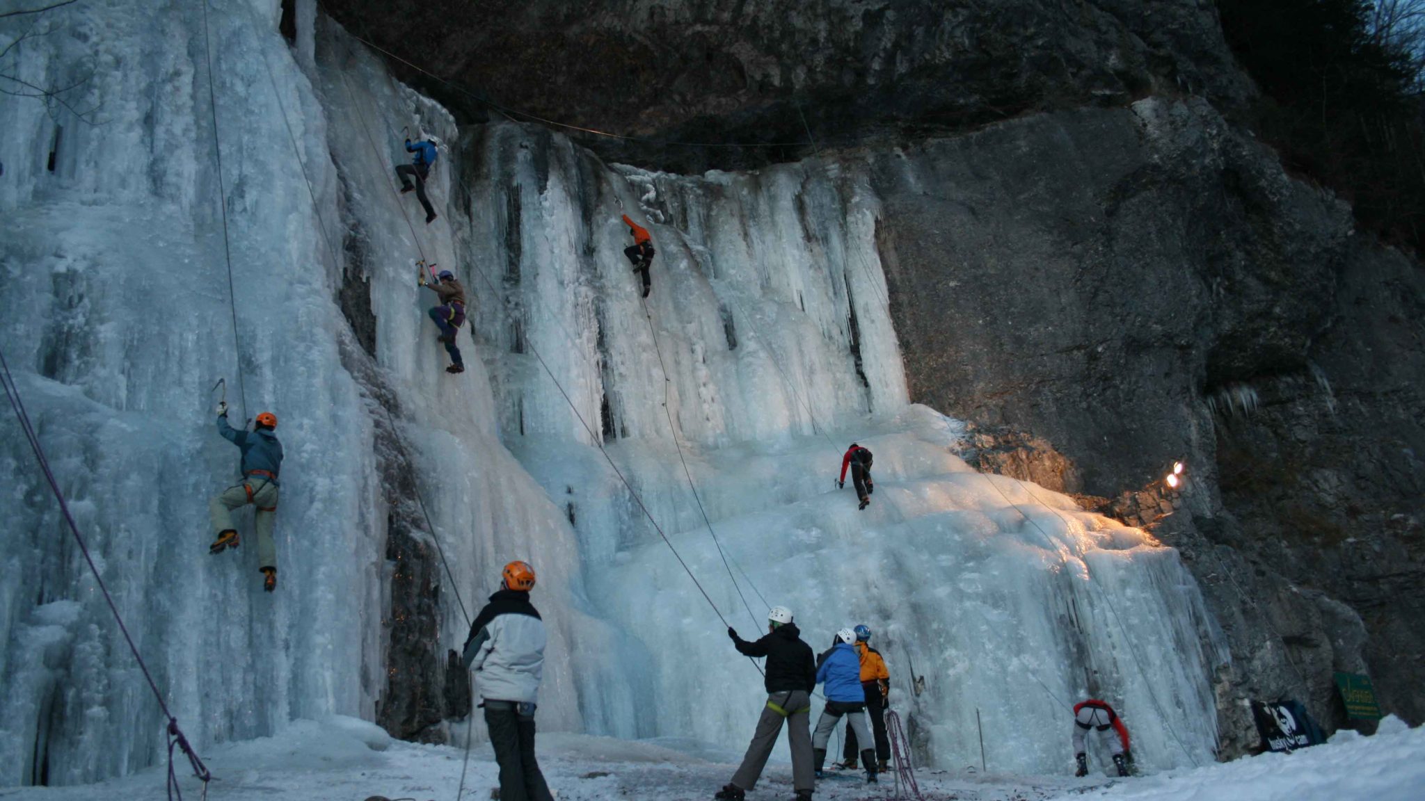 Eisklettern Muotatal